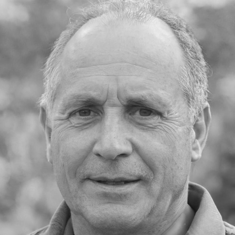 Retrato de Carlos Mendoza